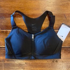 Nike size small NWT high impact sports bra